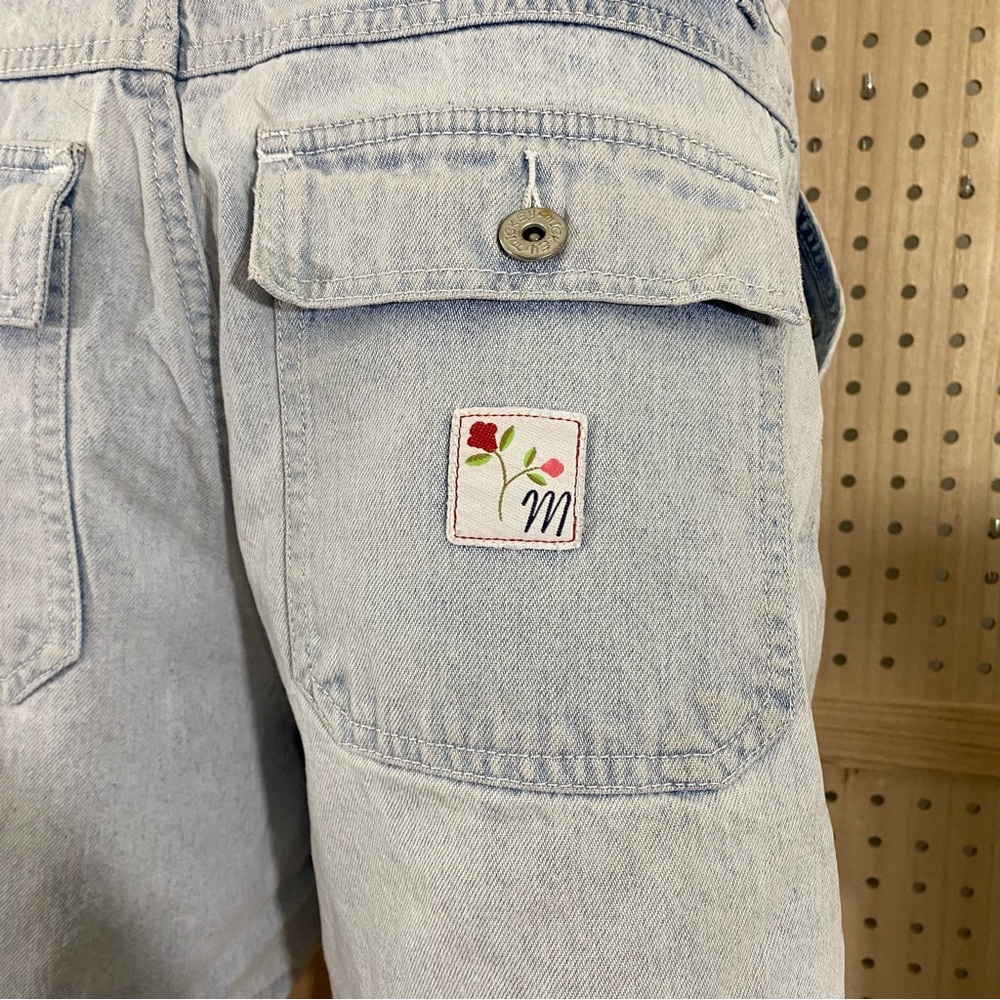 Vintage 90s Mickey Mouse Disney Light Wash Denim High Rise Mom Shorts Be… - Picture 3 of 16